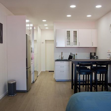 Studio Apartment In The Heart Of Riga Old Town Ngoại thất bức ảnh